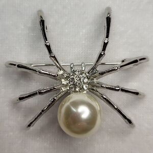 NEW Elegant Silver Spider Brooch with Pearl Accent
